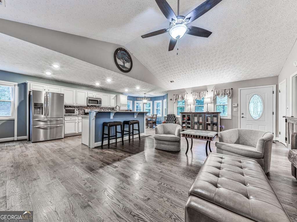 819 Victoria Place Woodstock - 6