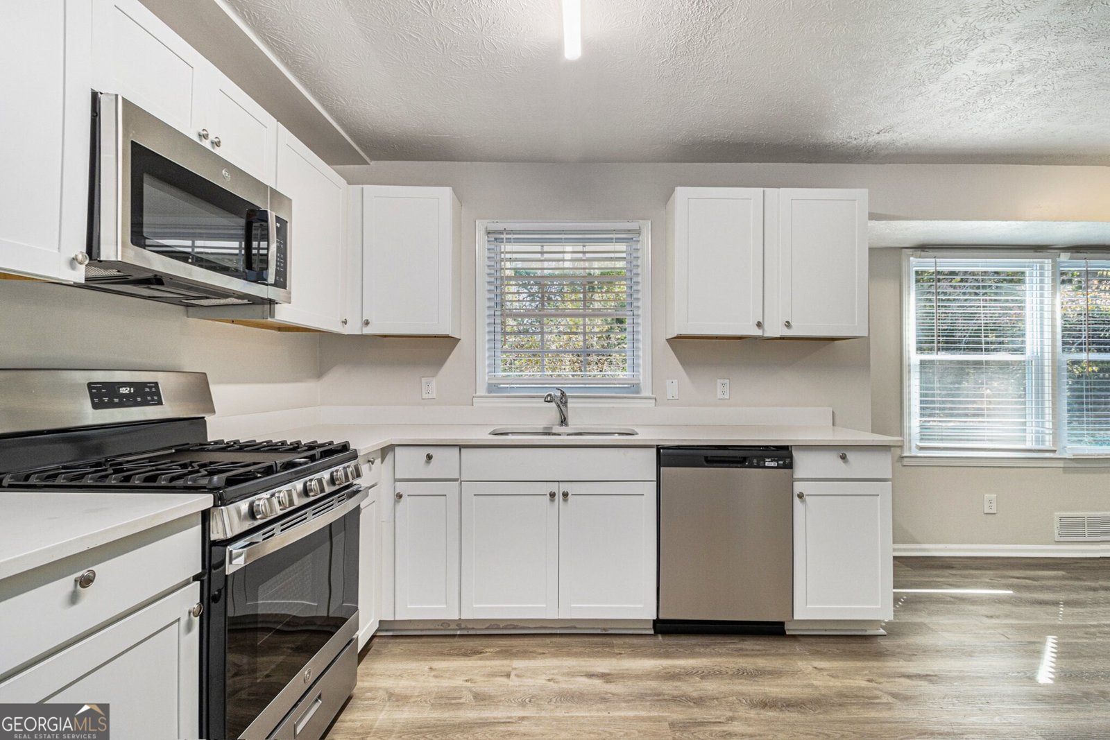 968 Oak Springs Court Stone Mountain - 8