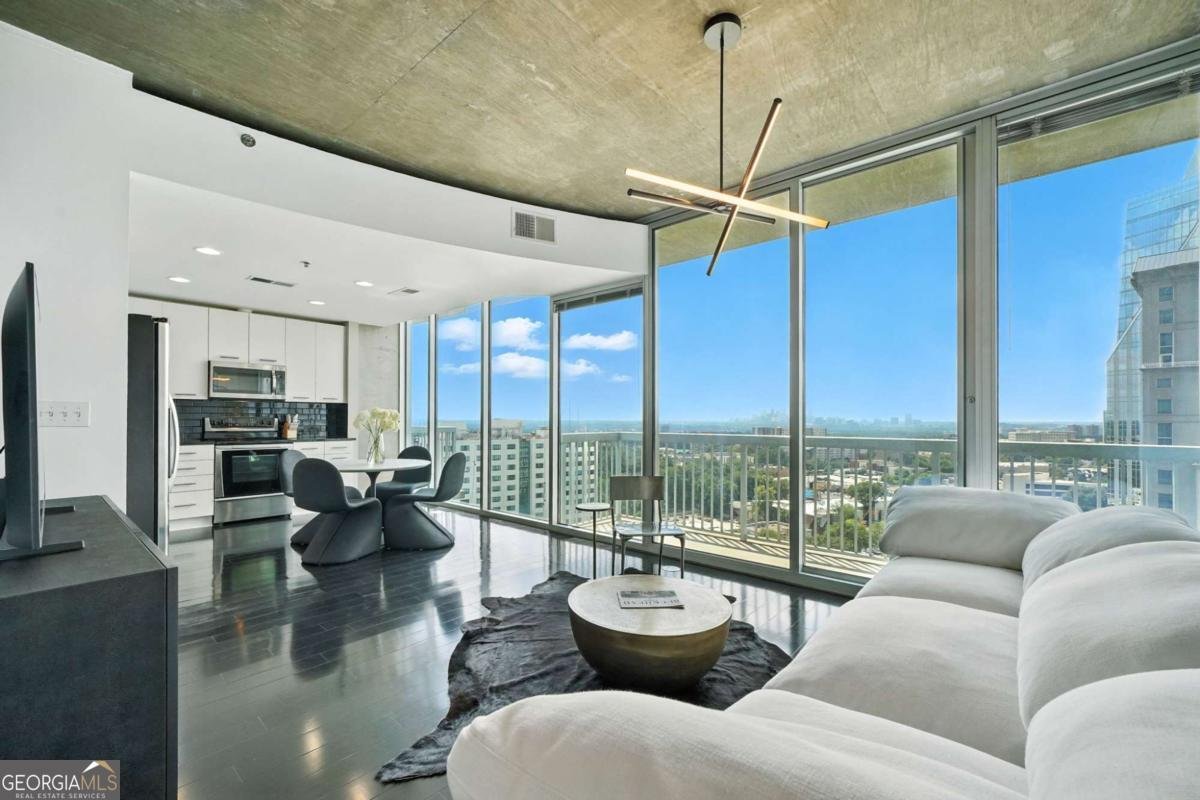 3324 Peachtree Road Atlanta - 1