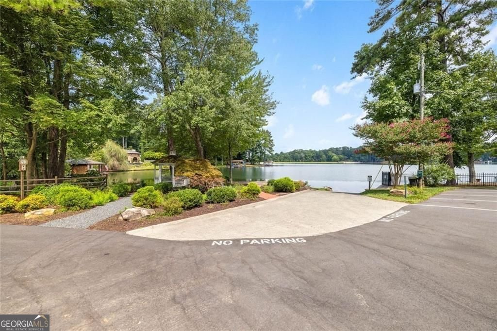3469 Chaselton Court Berkeley Lake - 66