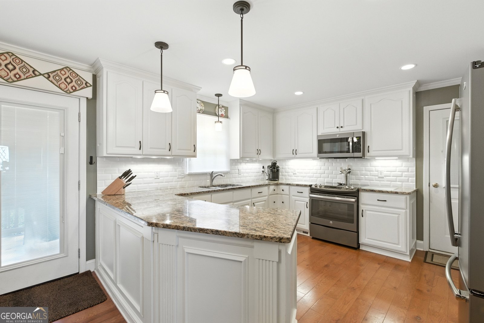 1407 Daybreak Road Cleveland - 10