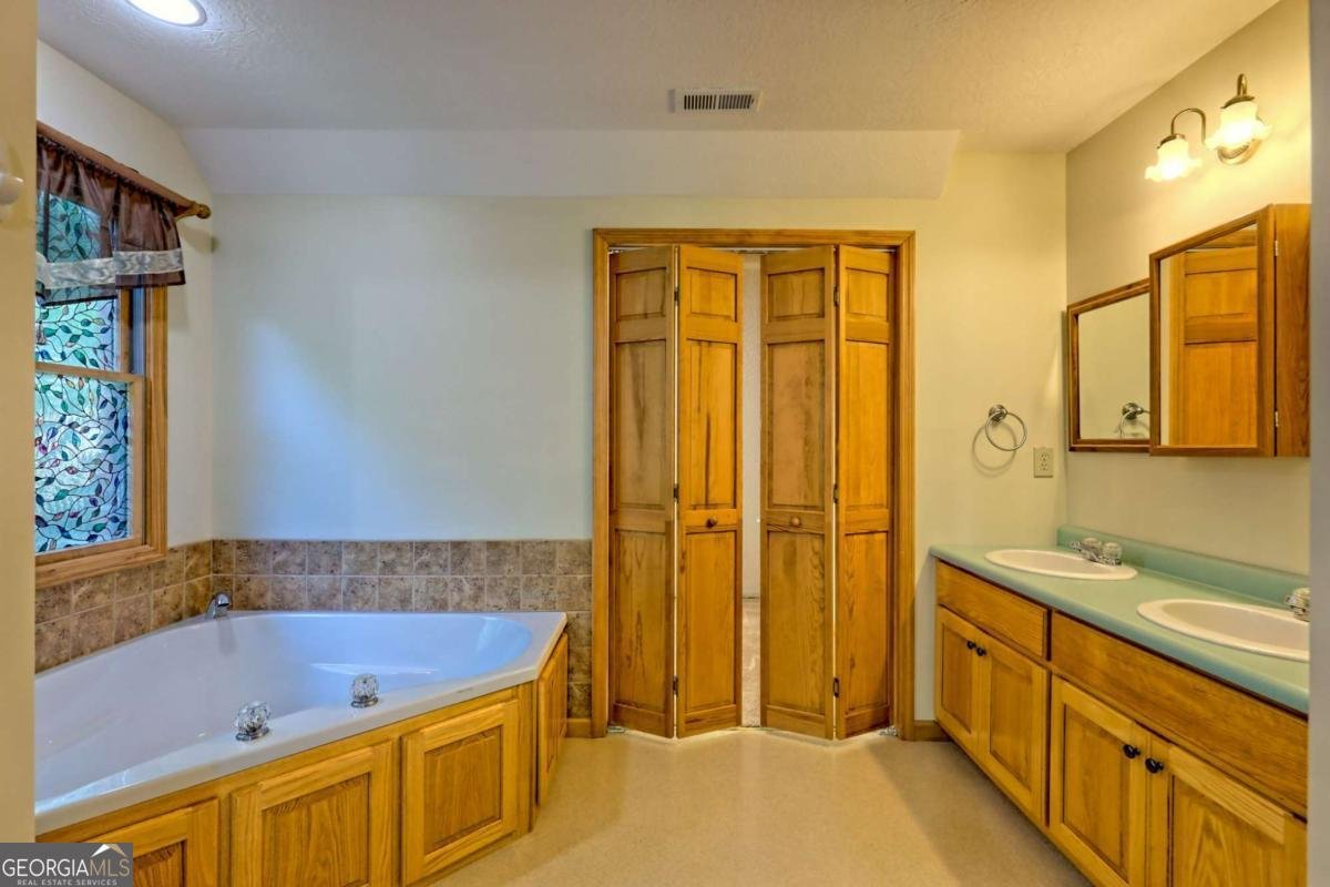 2204 Cedar Cliff Road Hiawassee - 58