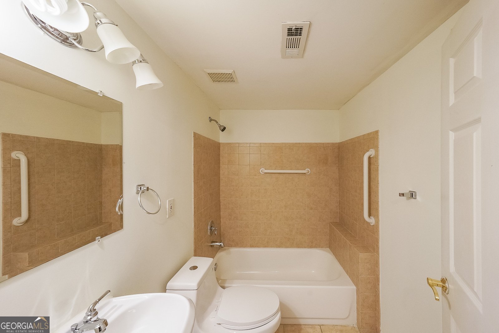 7580 The Lakes Drive Fairburn - 21