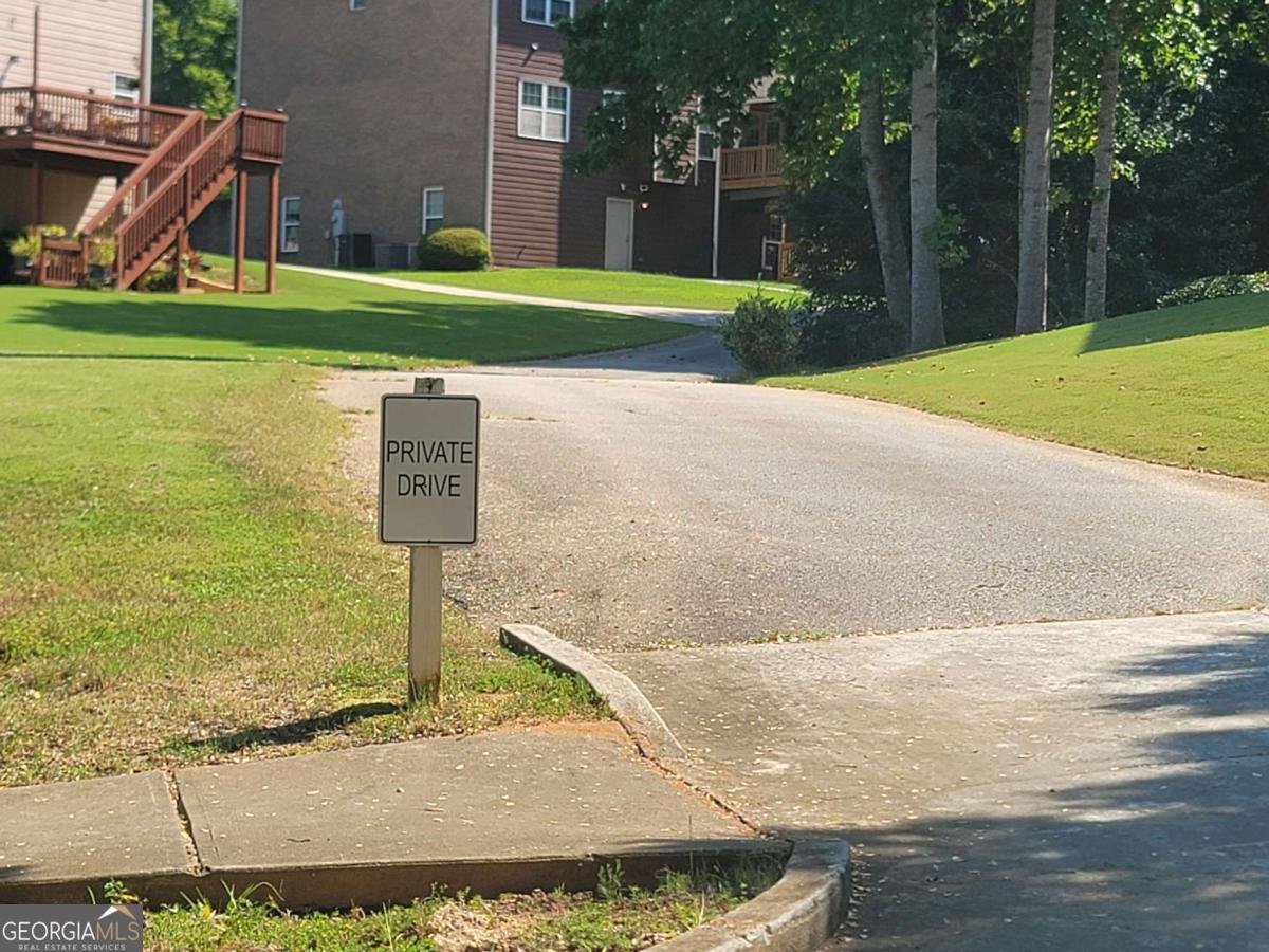 7580 The Lakes Drive Fairburn - 29