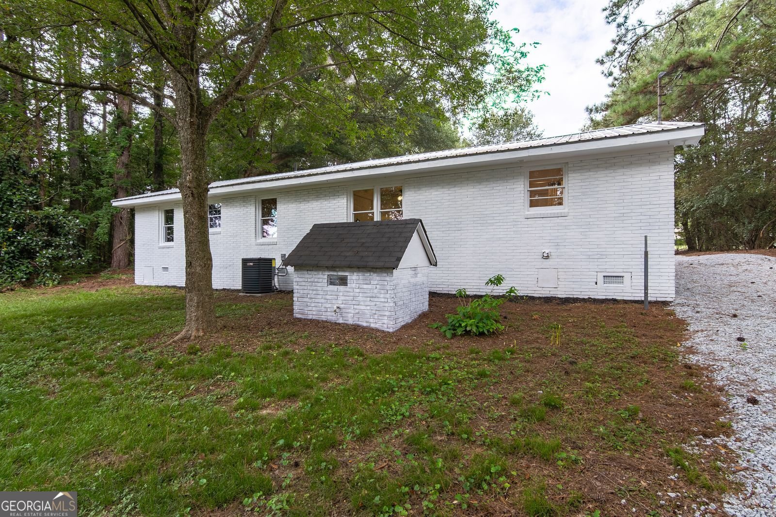 3465 Hwy. 51 Bowersville - 27