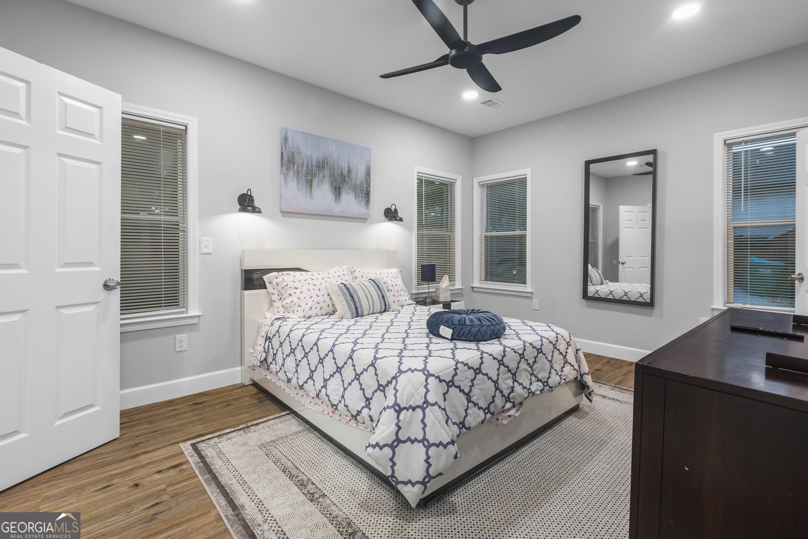 2390 Stone Drive Lilburn - 44