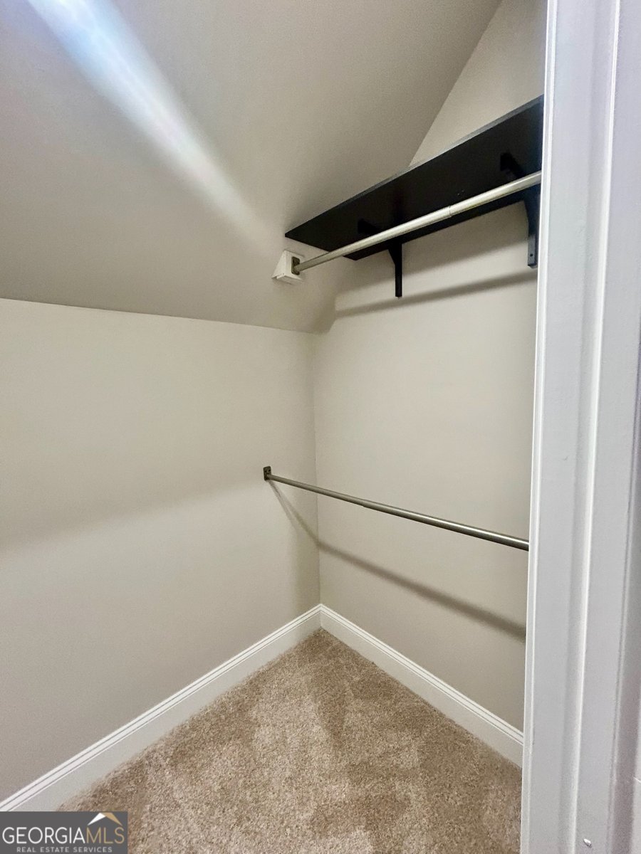 5618 Livesage Drive South Fulton - 27