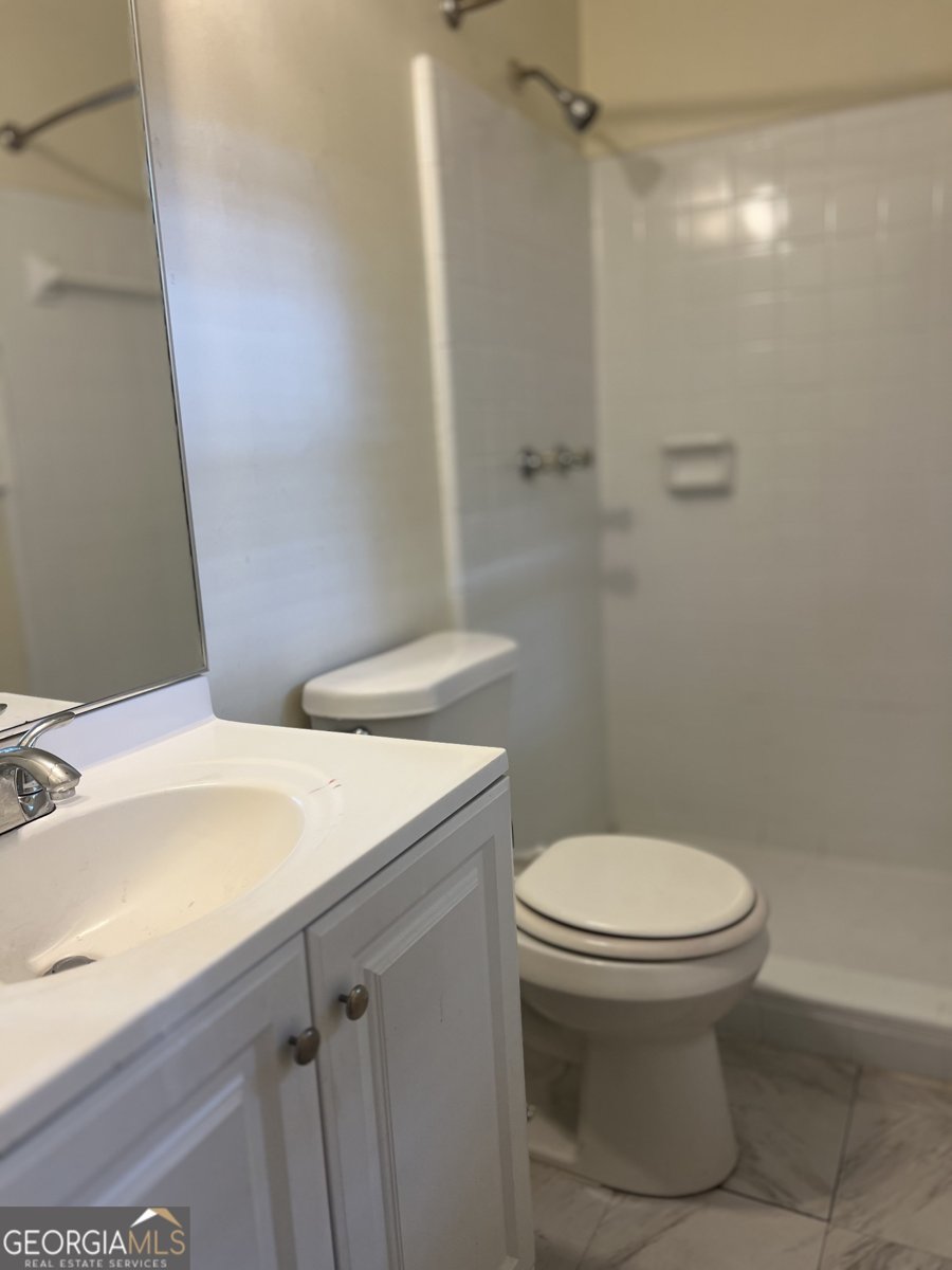 6435 CONNELL Road Atlanta - 20