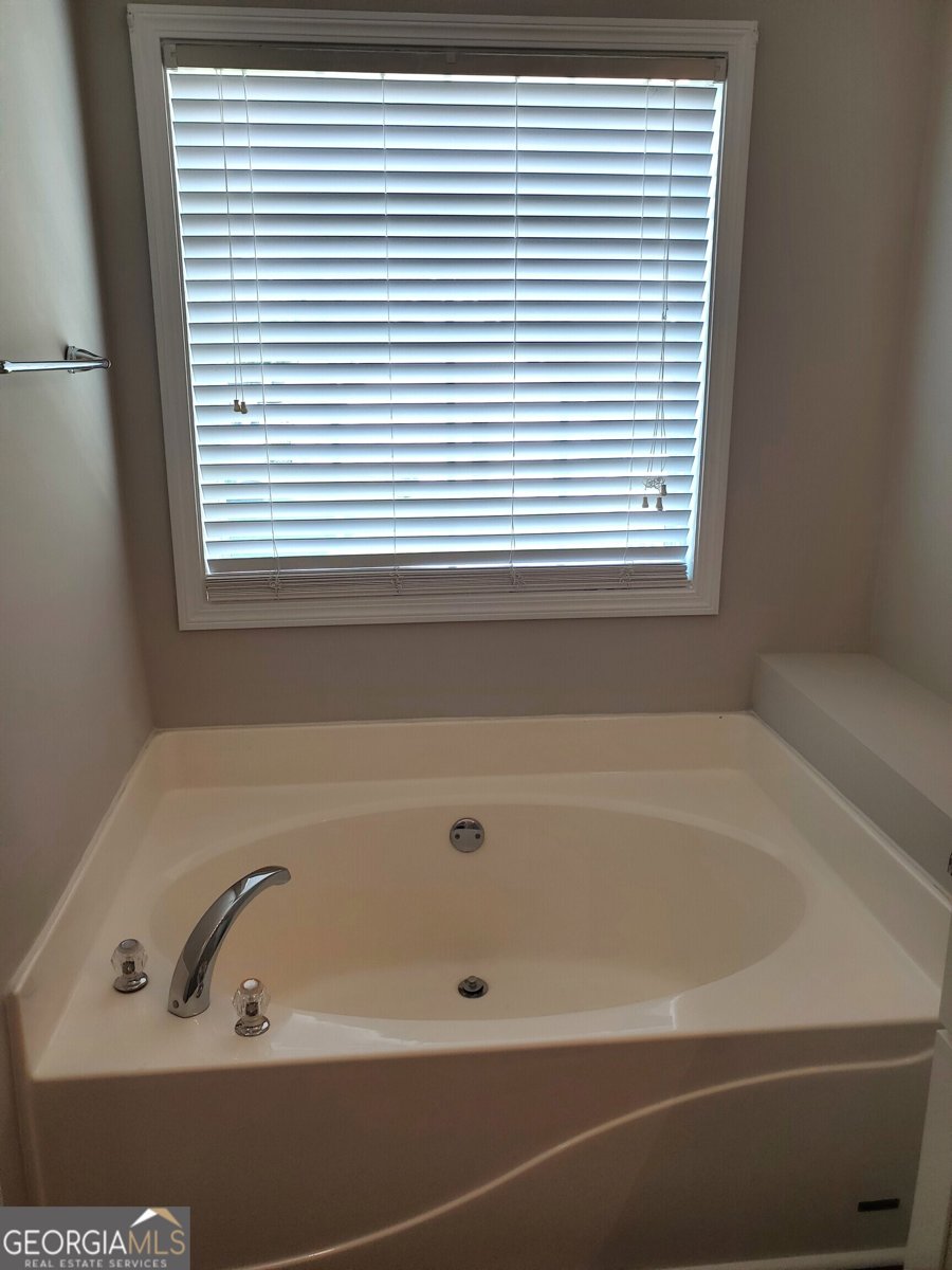 160 Charleston Place Covington - 12