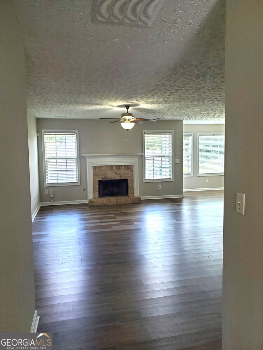 160 Charleston Place Covington - 4