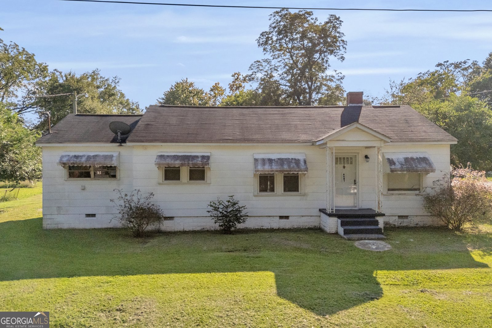2621 Bond Avenue Canon - 37