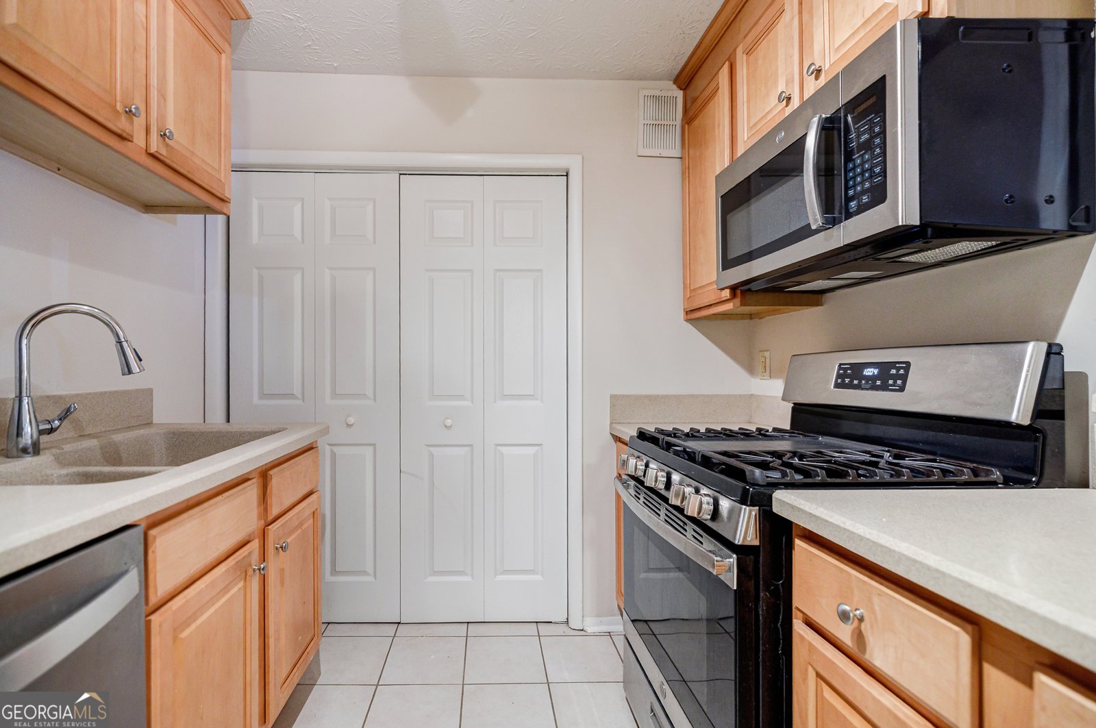 613 Summit North Drive Atlanta - 16