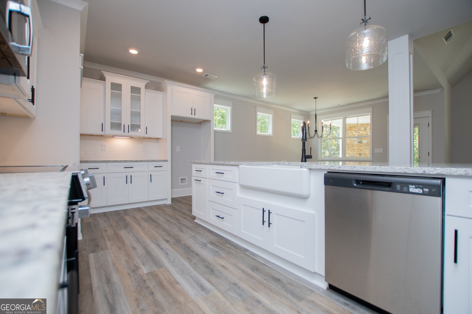 6851 Phillips Mill Road Douglasville - 28