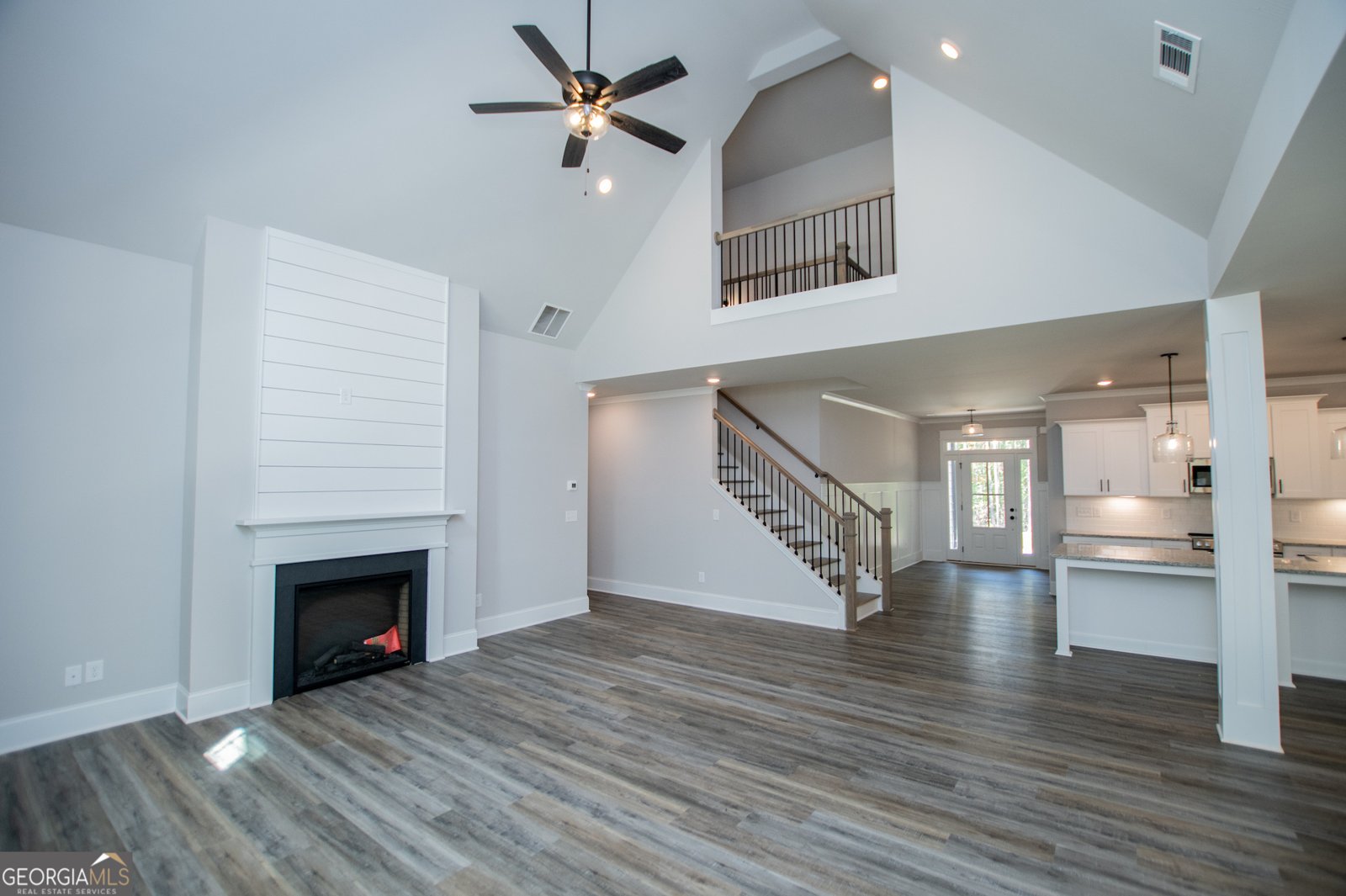 6851 Phillips Mill Road Douglasville - 35