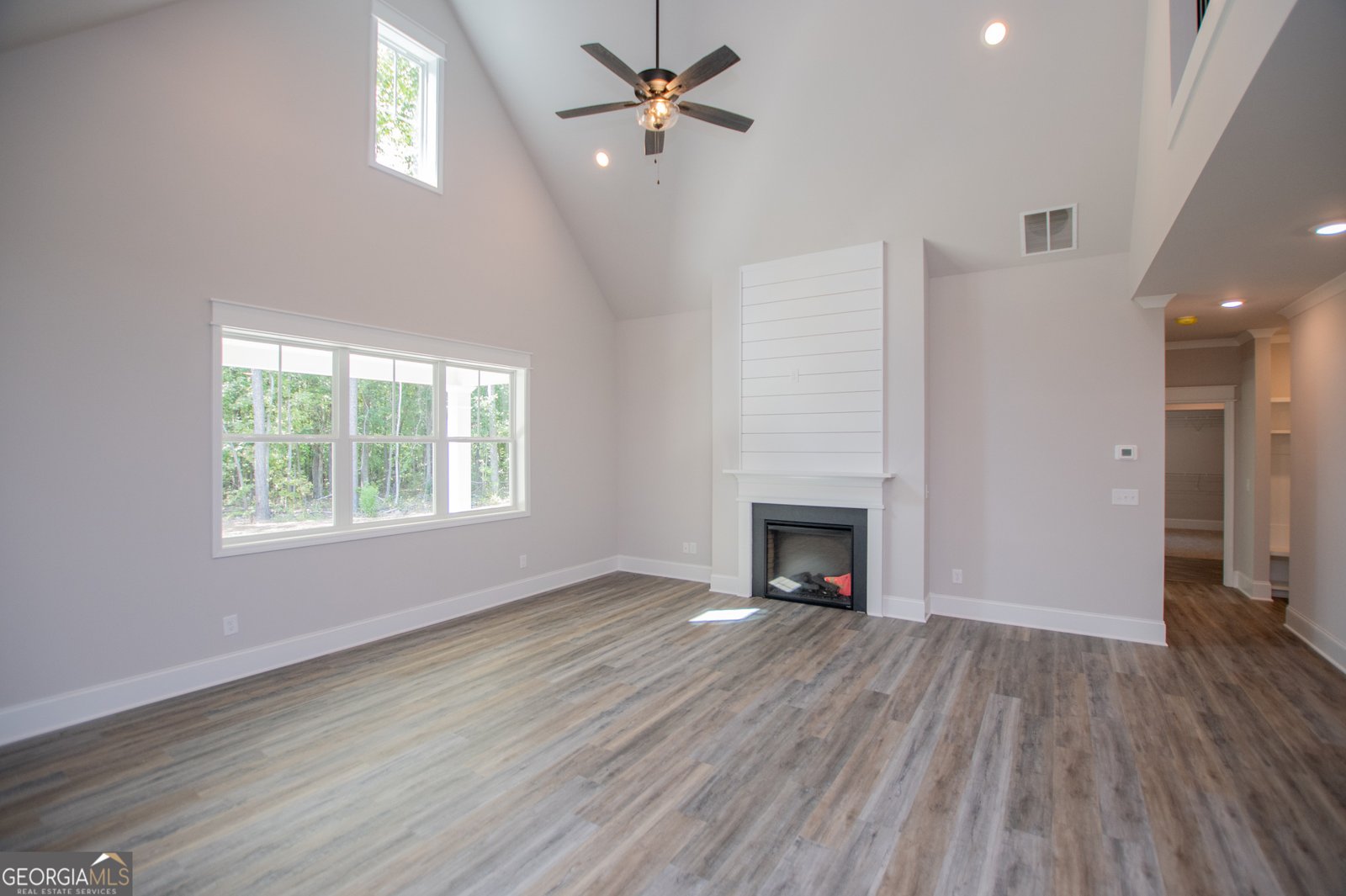 6851 Phillips Mill Road Douglasville - 40