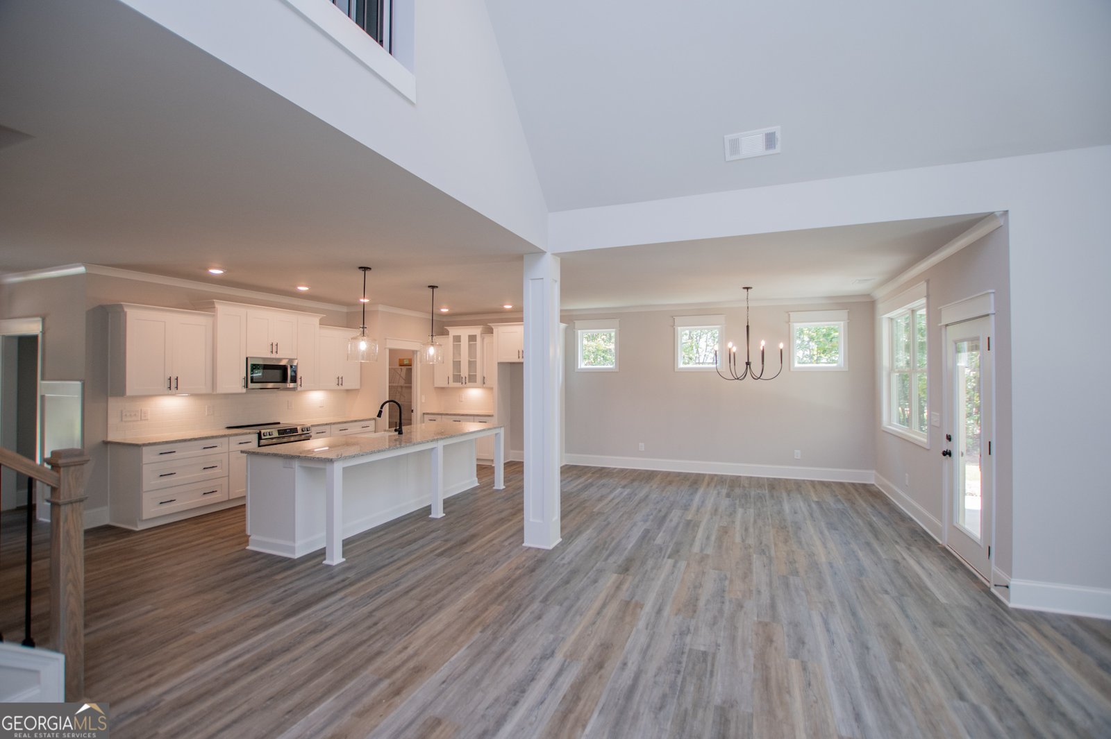 6851 Phillips Mill Road Douglasville - 45