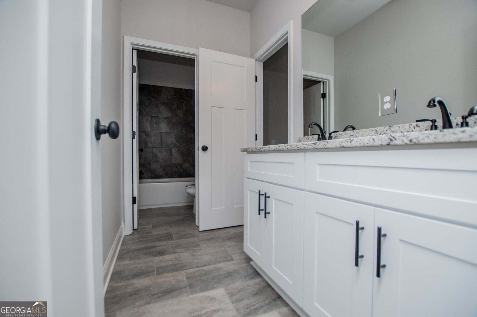 6851 Phillips Mill Road Douglasville - 79