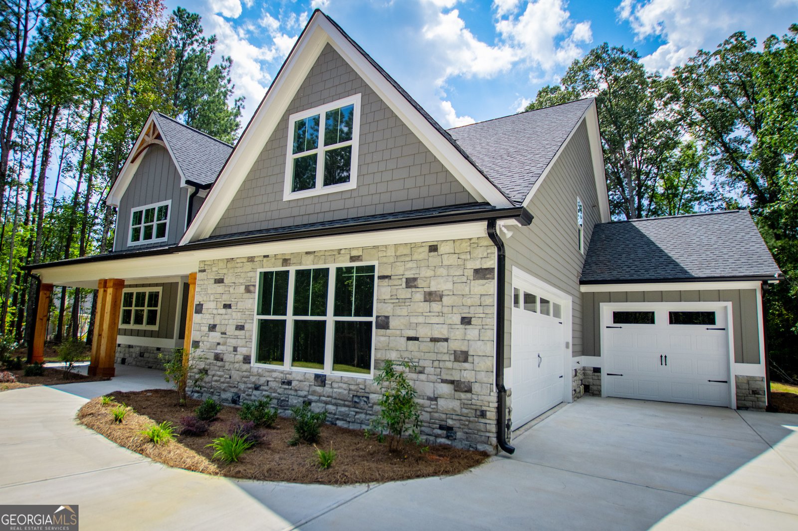 6841 Phillips Mill Road Douglasville - 6