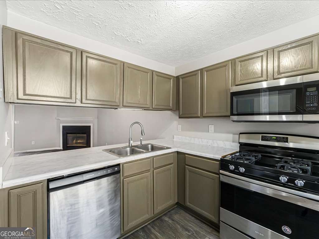 5910 Hampton Court Atlanta - 8