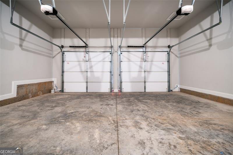 3664 THORNHILL Court Douglasville - 33