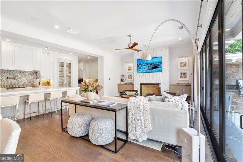 102 Grand Crescent Alpharetta - 30