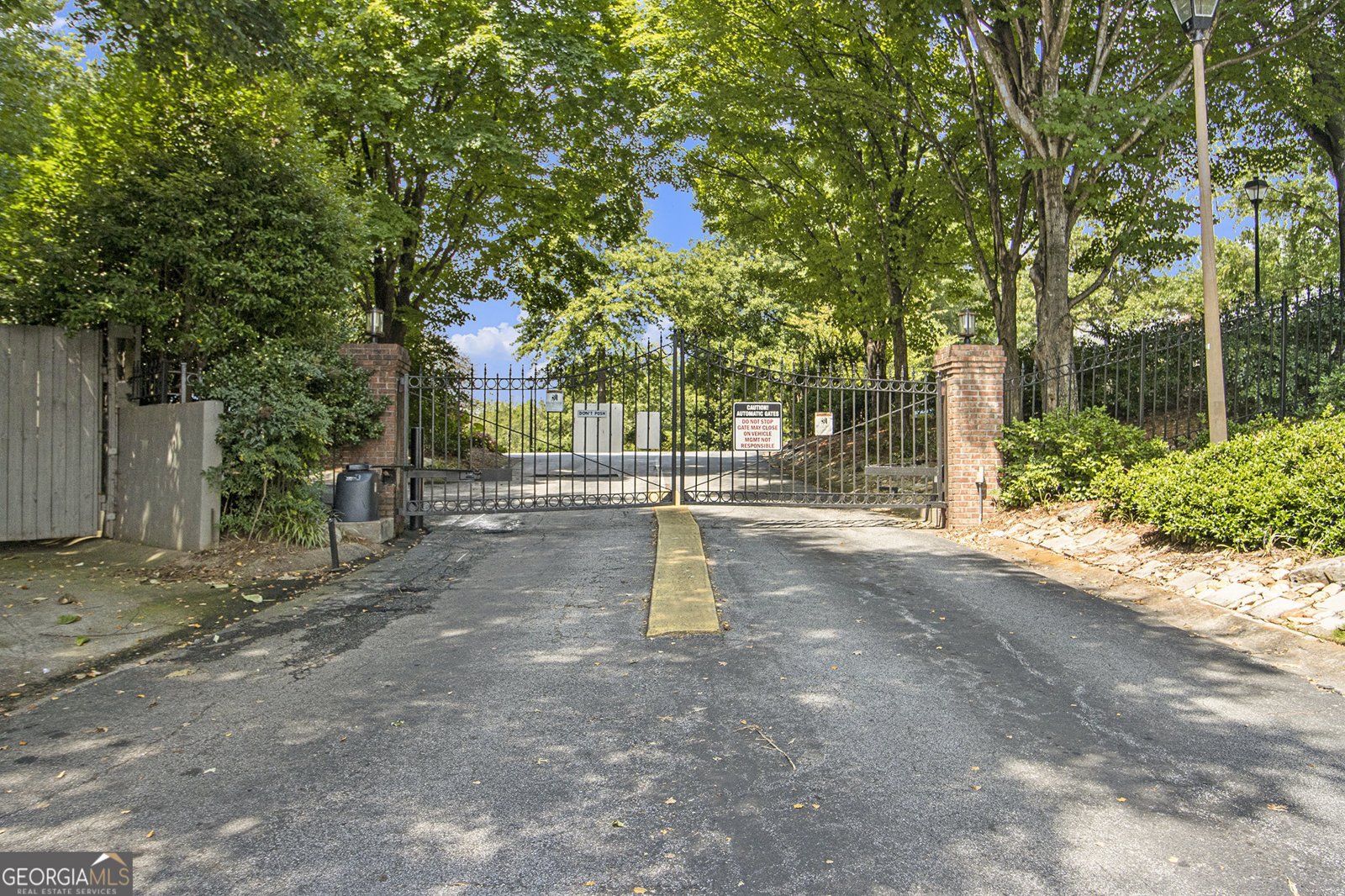 1315 McClelen Way Decatur - 34