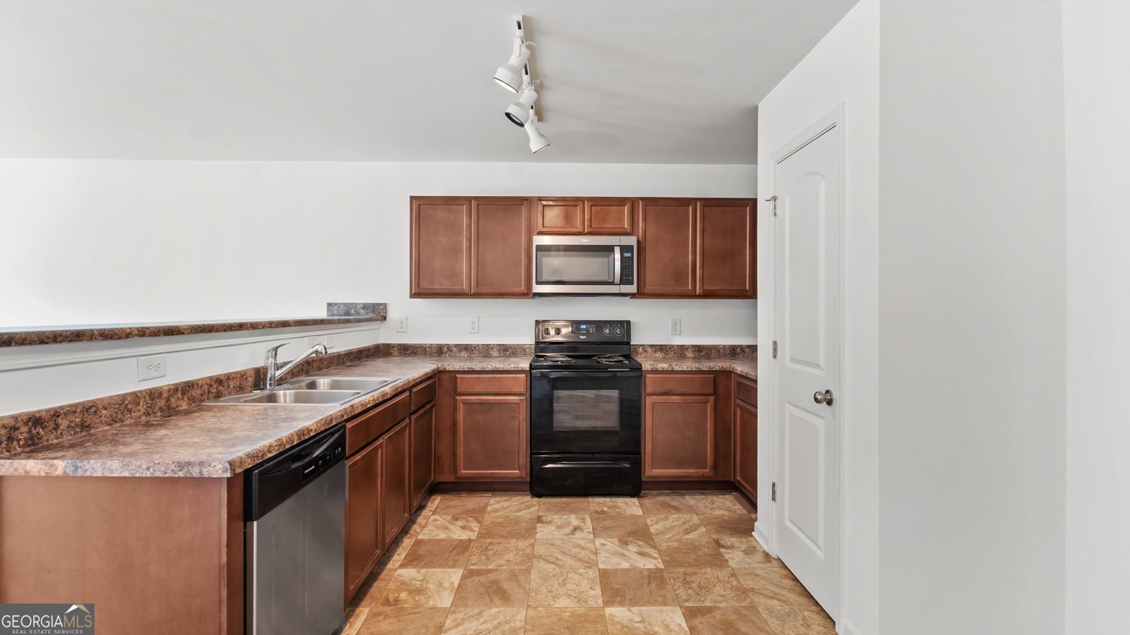 31 Southfork Drive Rome - 4