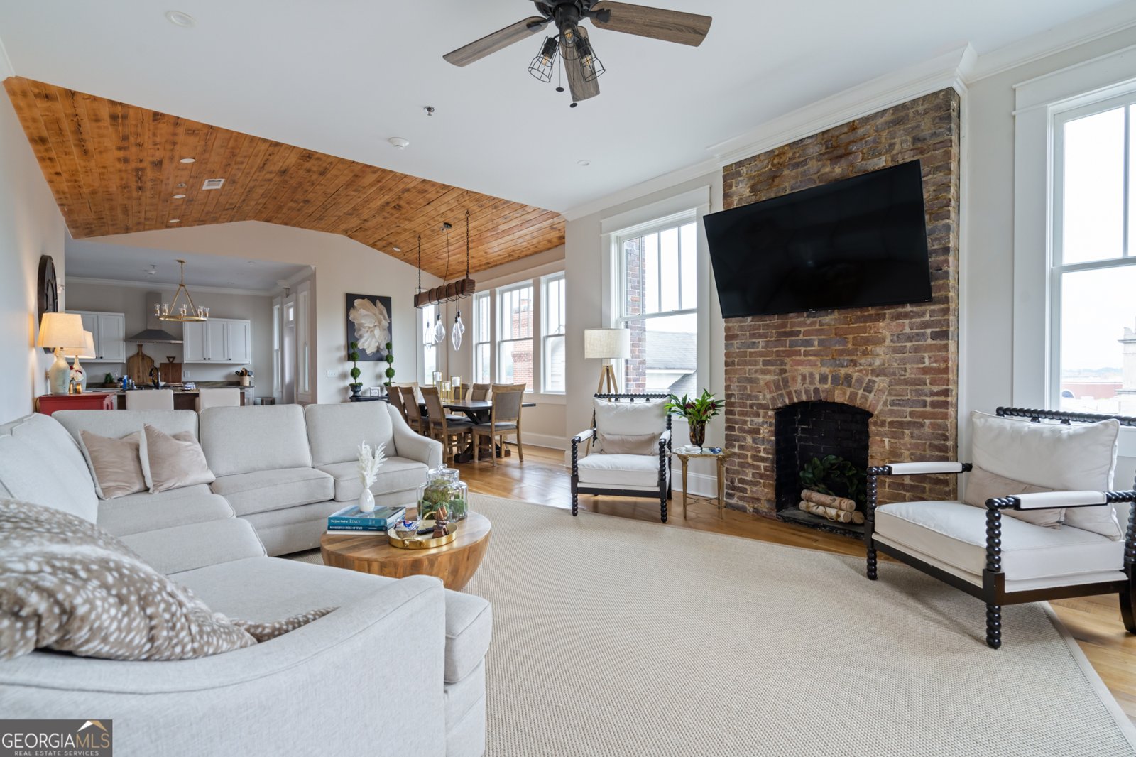 202 4th Avenue Rome - 6