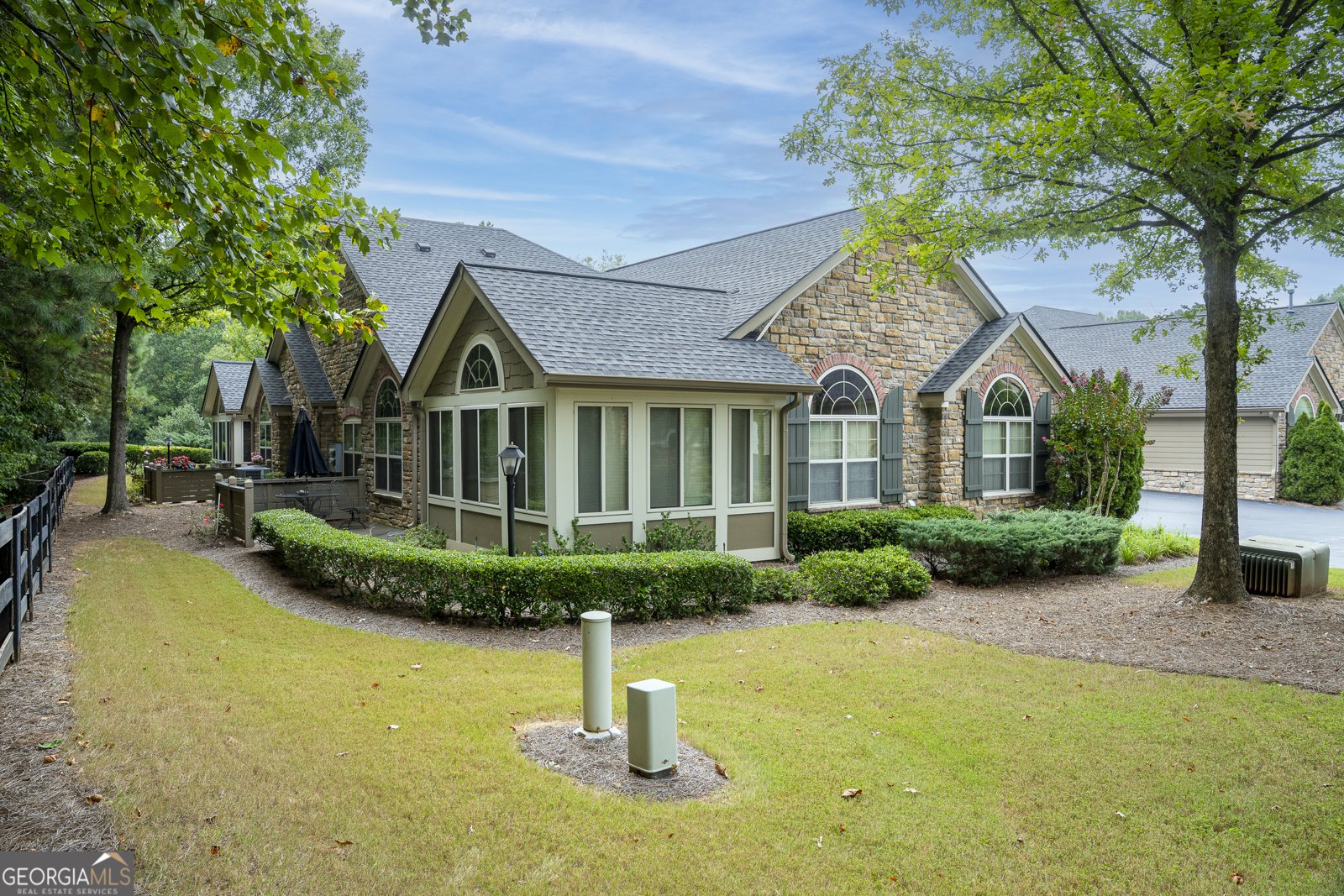 5208 Stone Village Circle Kennesaw - 2