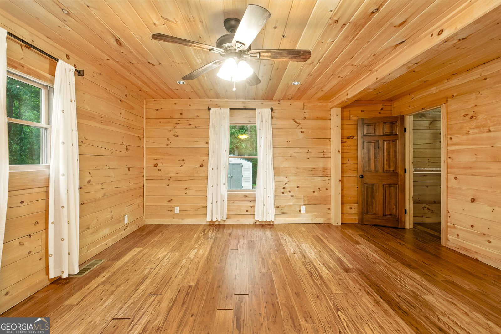 4947 Weaver Road Gainesville - 43