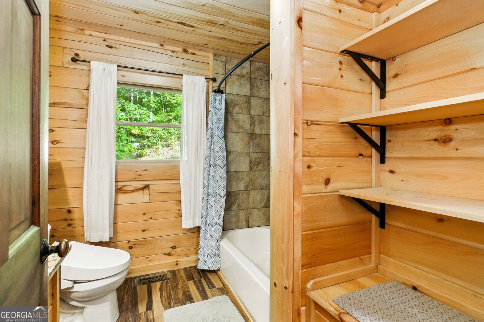 4947 Weaver Road Gainesville - 46