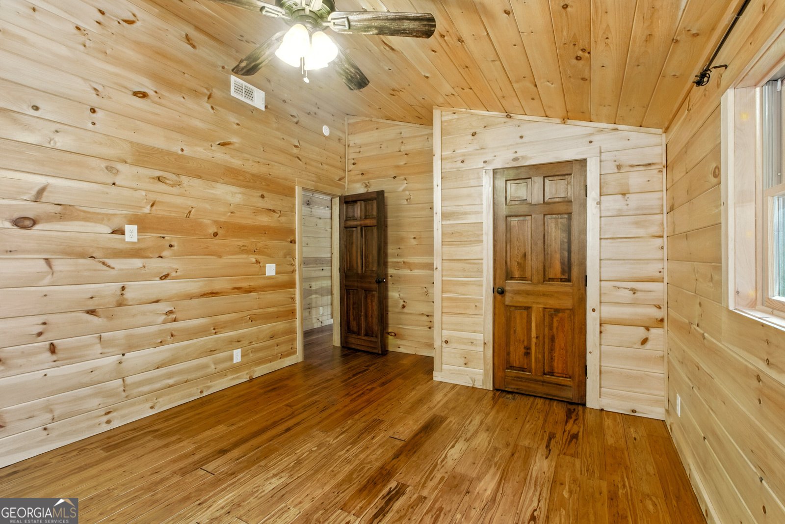 4947 Weaver Road Gainesville - 54