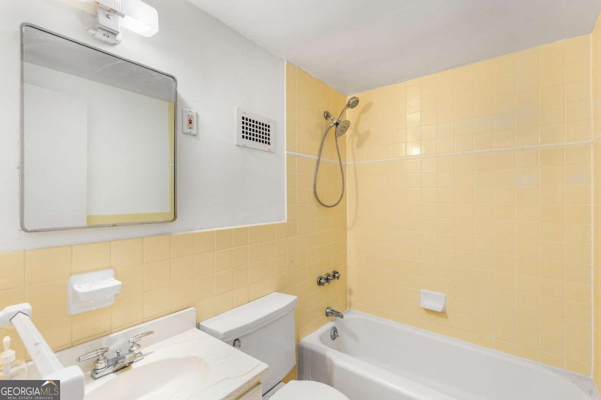 2965 Pharr Court South Atlanta - 11