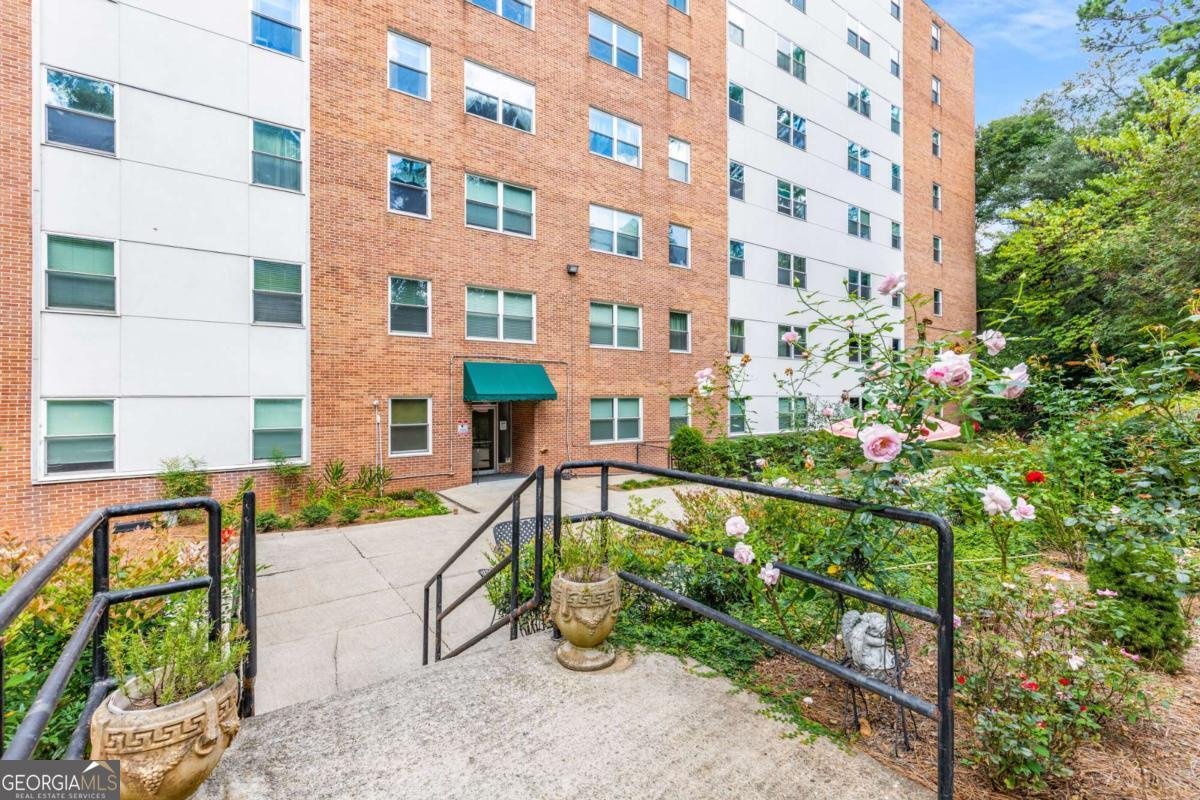 2965 Pharr Court South Atlanta - 25