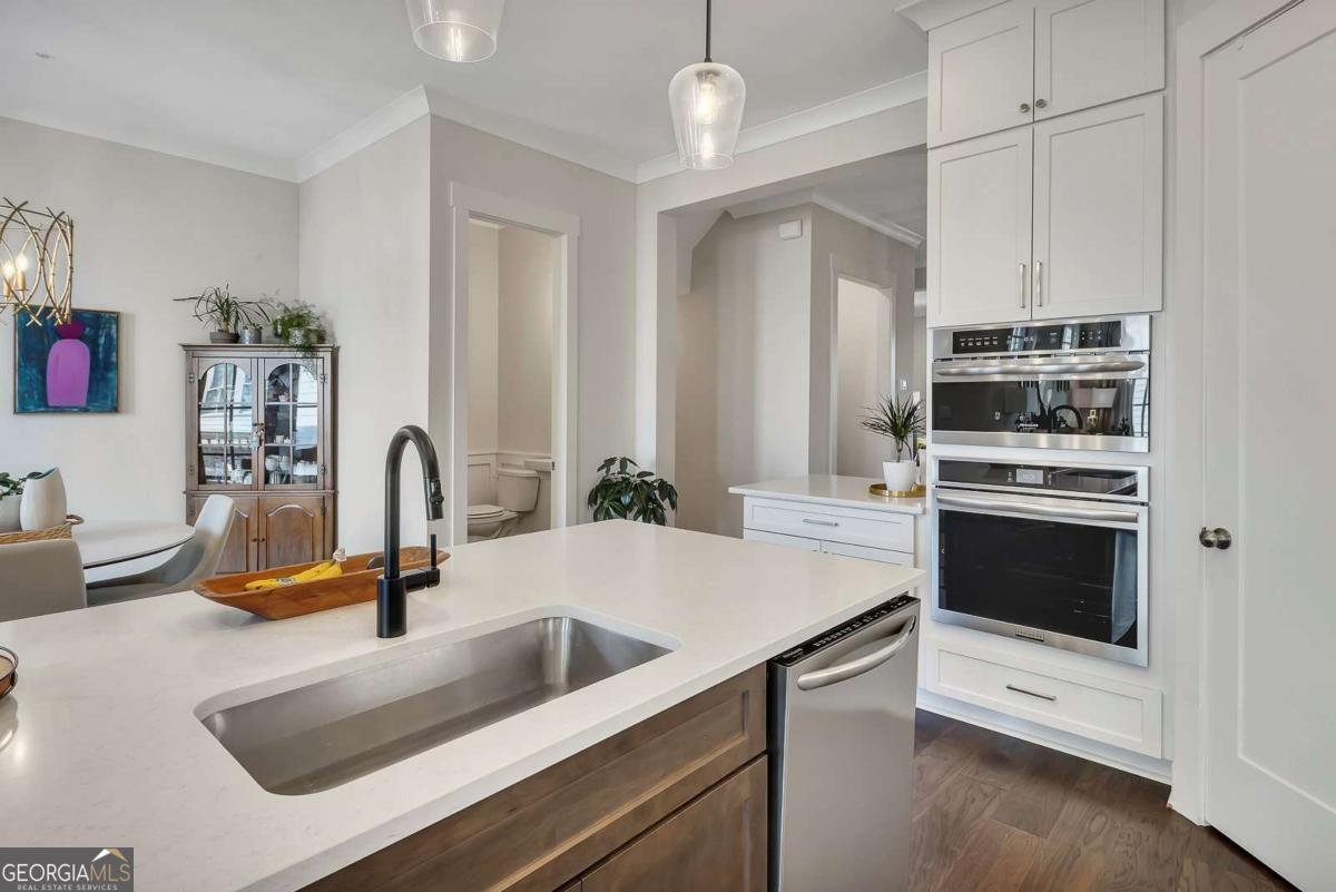 967 On Main Drive Woodstock - 26