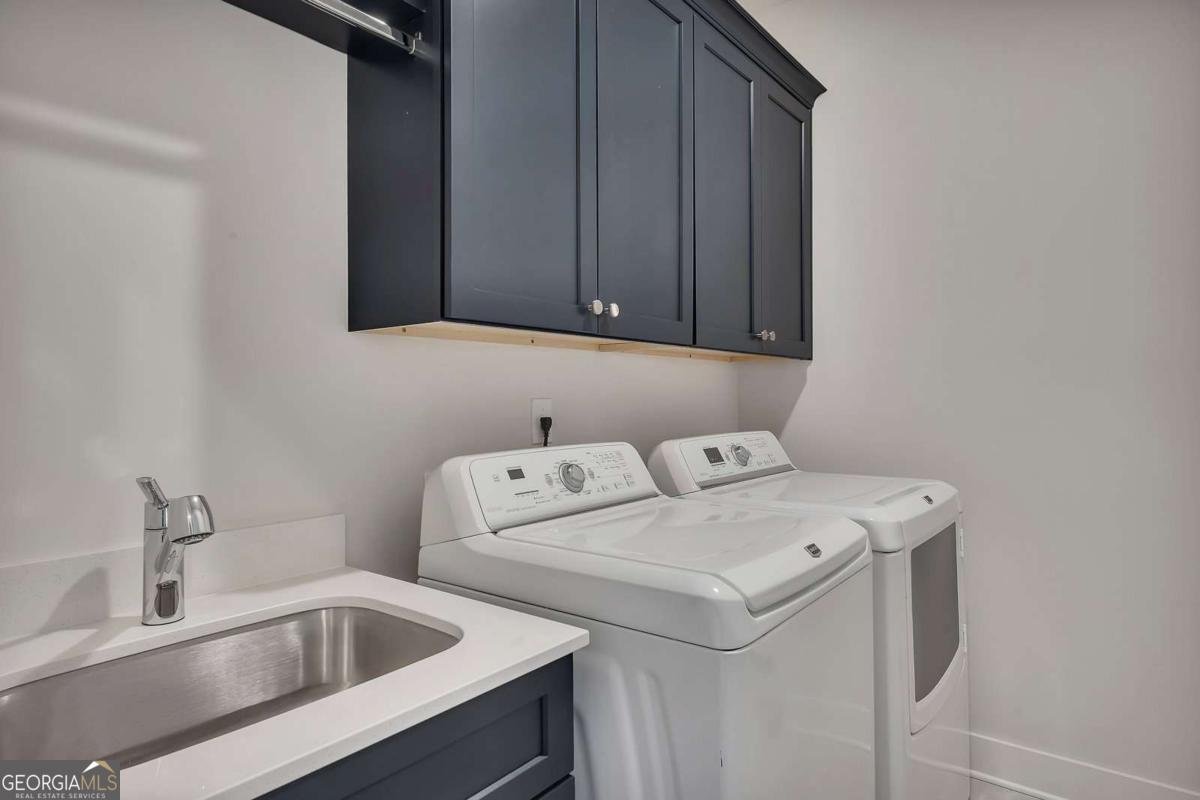 967 On Main Drive Woodstock - 42