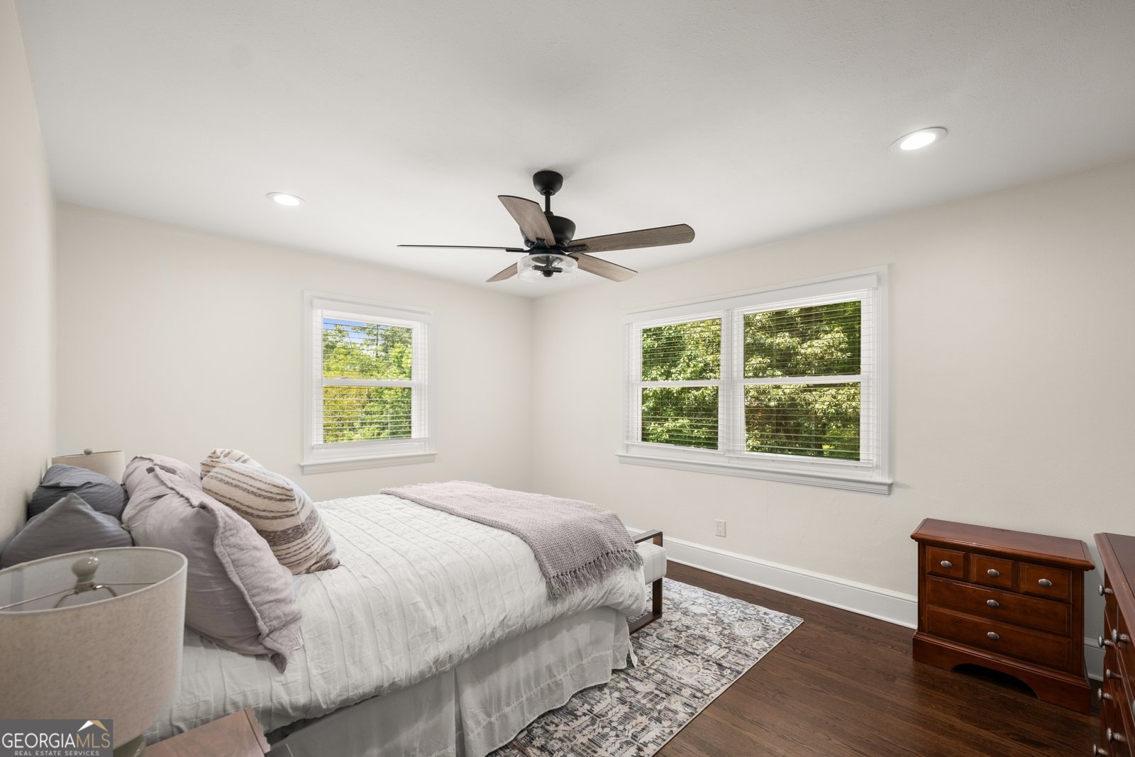 650 Blueridge Avenue Gainesville - 22