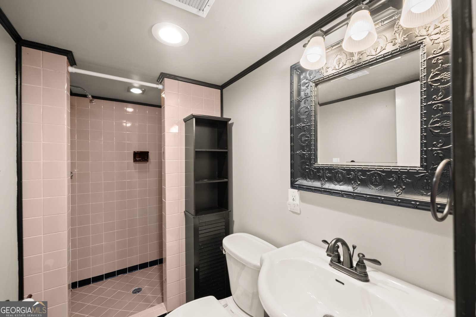 650 Blueridge Avenue Gainesville - 38