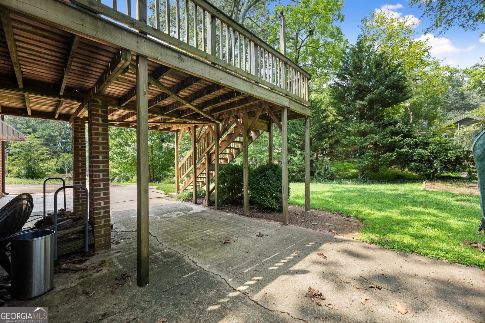 650 Blueridge Avenue Gainesville - 45
