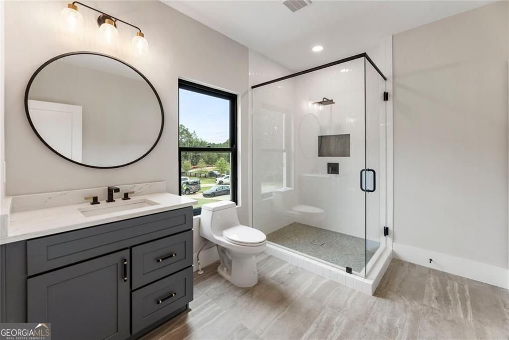 15792 Thompson Road Milton - 43