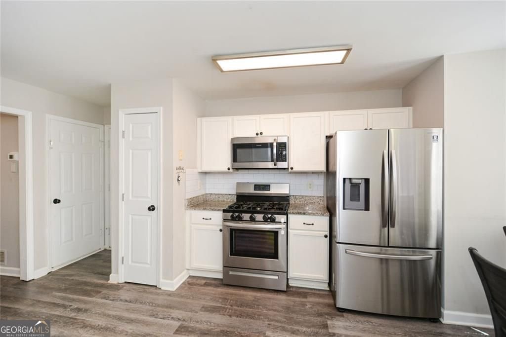 581 Victorian Circle Dallas - 14