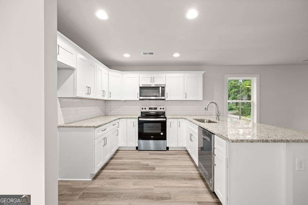 6035 Lakeside Court Gainesville - 10