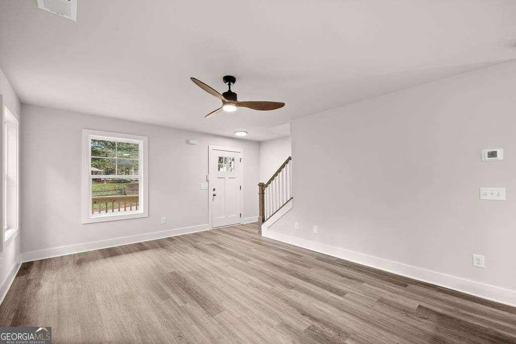 6035 Lakeside Court Gainesville - 6