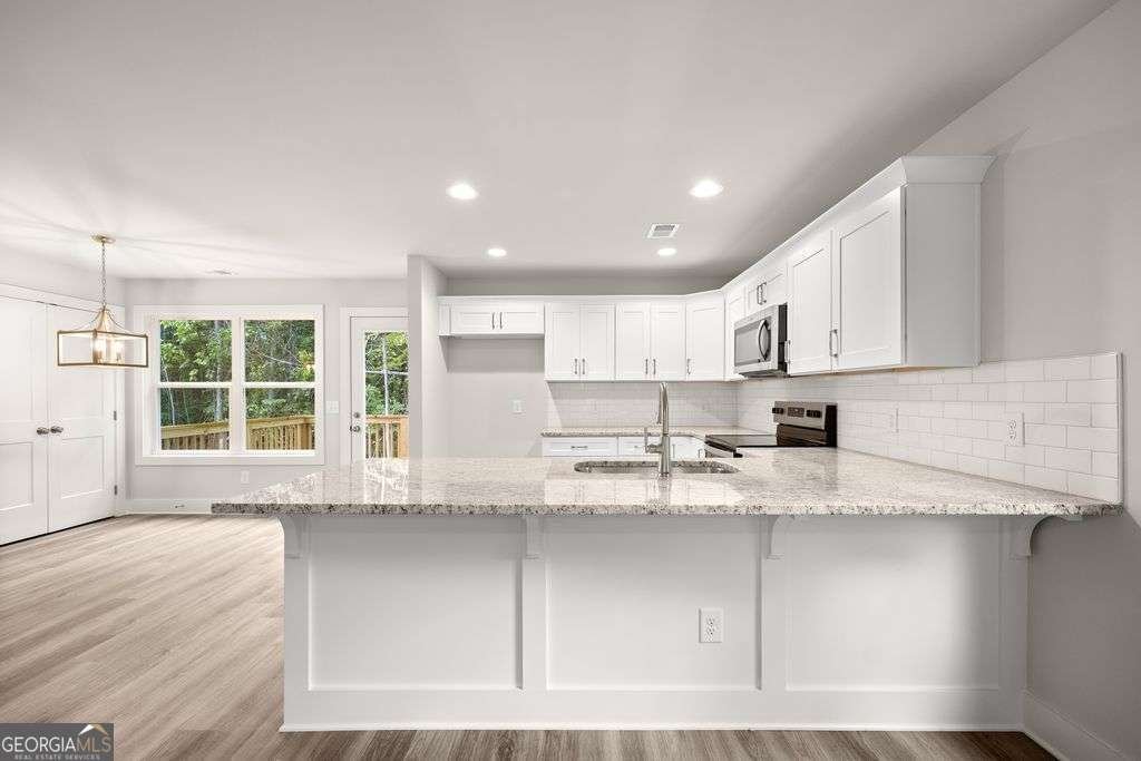 6035 Lakeside Court Gainesville - 8