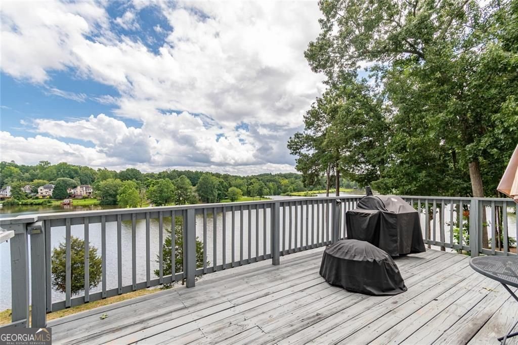 7273 Meadow Point Drive Drive Stone Mountain - 52