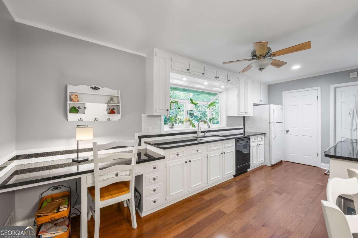 684 Honeysuckle Road Gainesville - 14