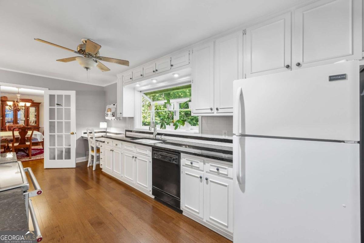 684 Honeysuckle Road Gainesville - 17