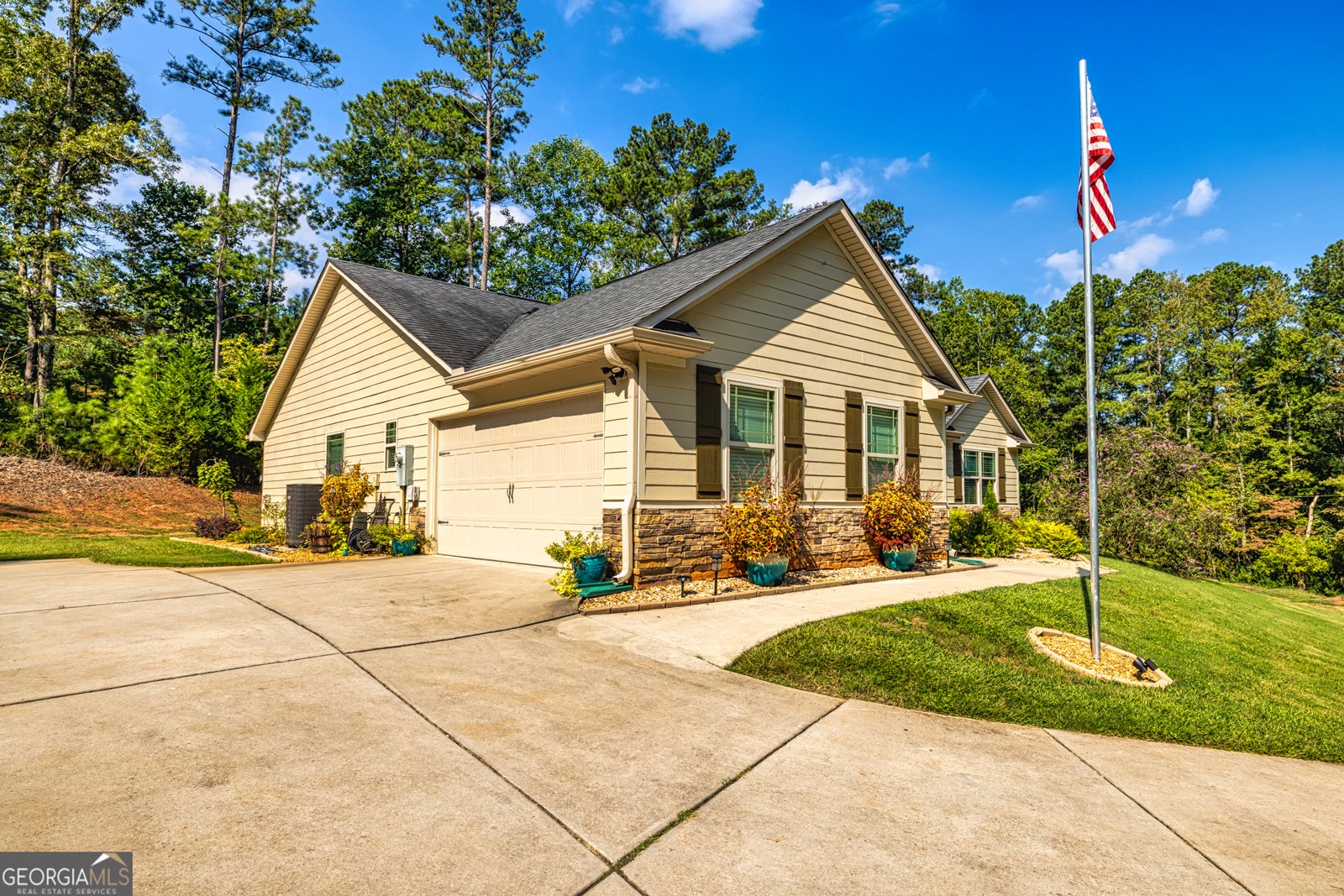 894 Happy Valley Circle Newnan - 2