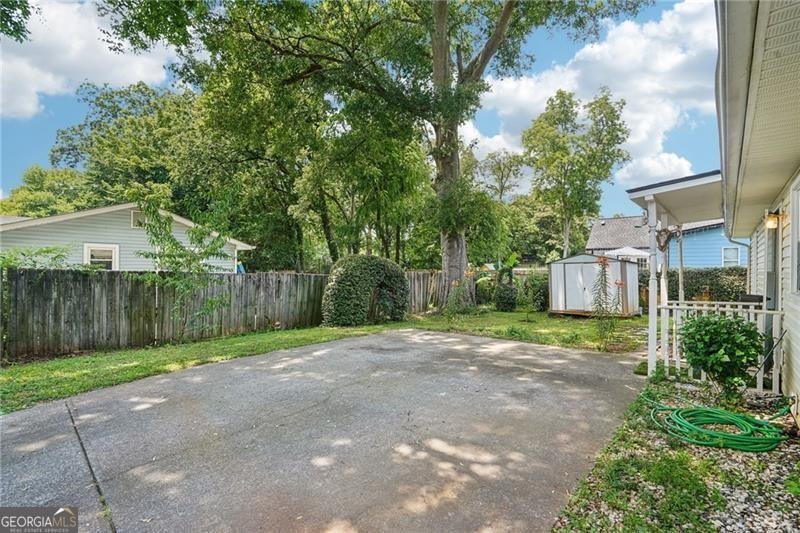 302 Douglas Street Cartersville - 23