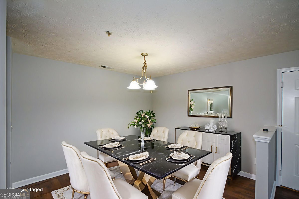 8304 Fairington Village Drive Lithonia - Photo 11